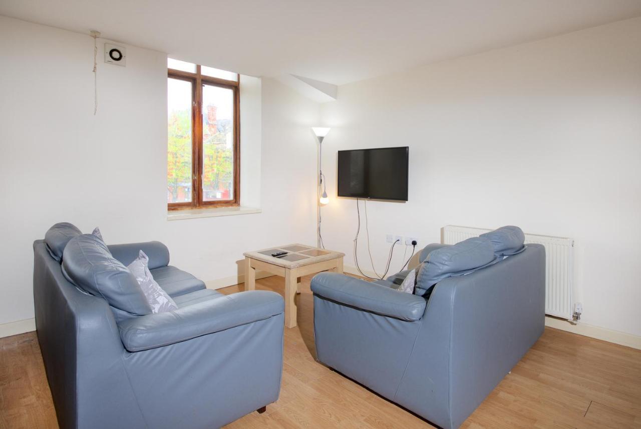 Liverpool City Centre Private Rooms Including Smart Tvs - With Shared Bathroom Eksteriør bilde