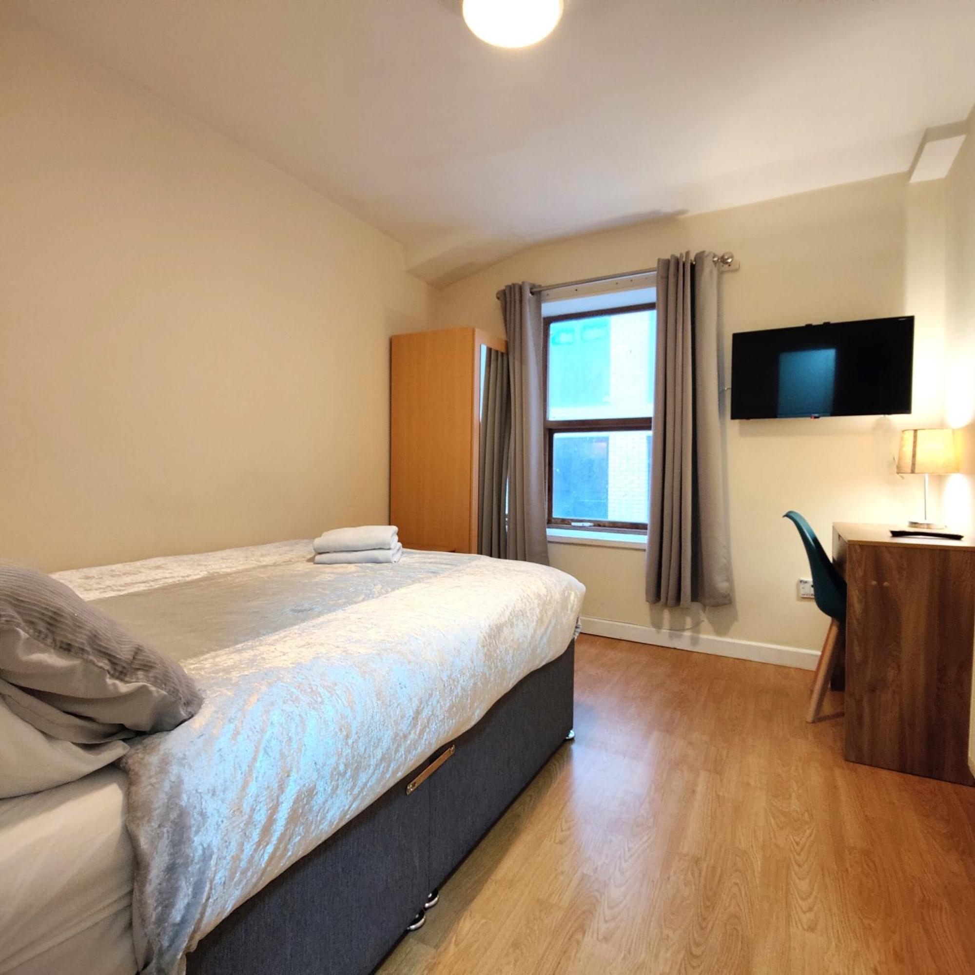 Liverpool City Centre Private Rooms Including Smart Tvs - With Shared Bathroom Rom bilde