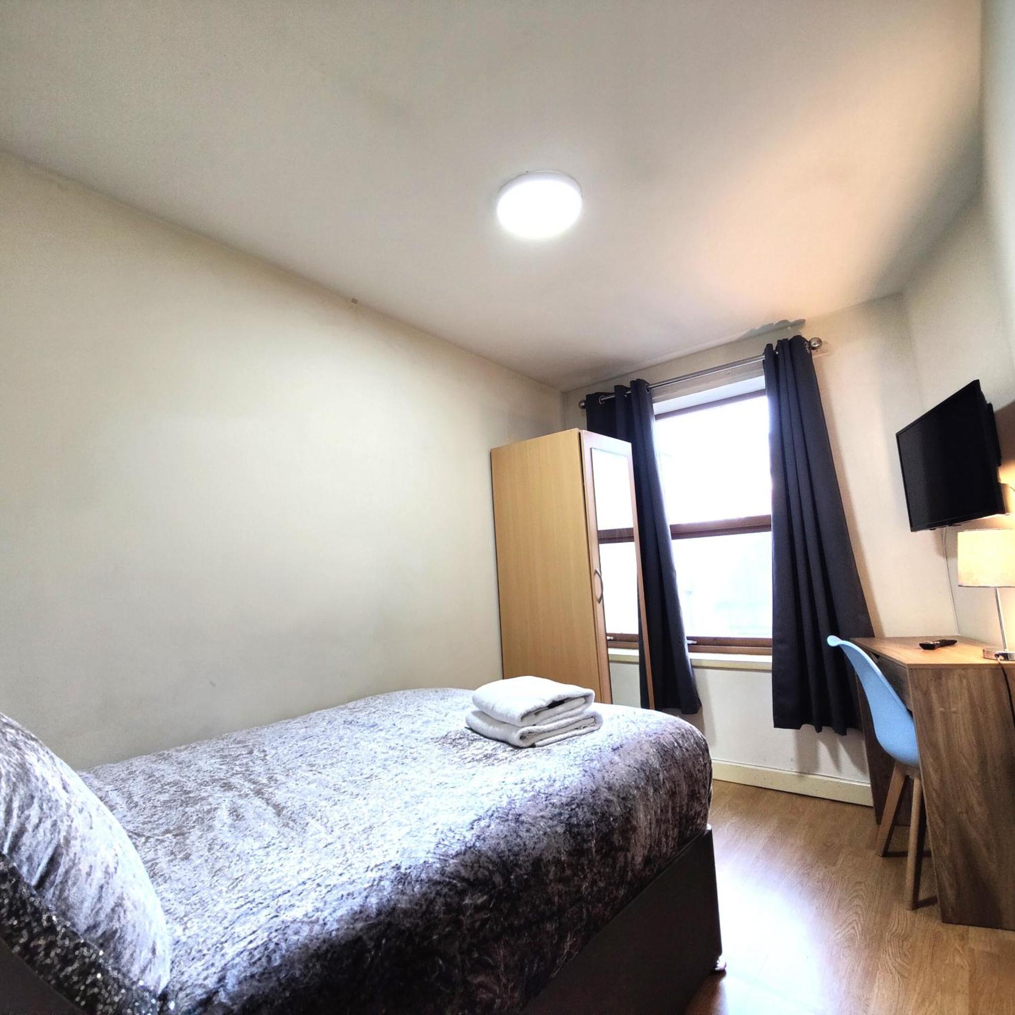 Liverpool City Centre Private Rooms Including Smart Tvs - With Shared Bathroom Eksteriør bilde