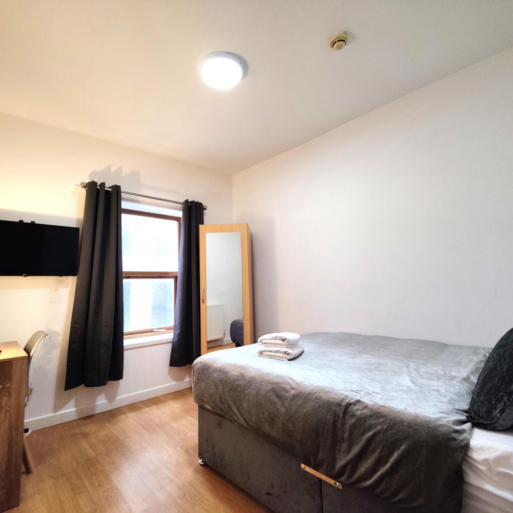 Liverpool City Centre Private Rooms Including Smart Tvs - With Shared Bathroom Eksteriør bilde
